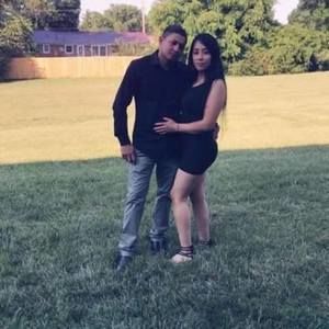 Meet your Posher, Flores